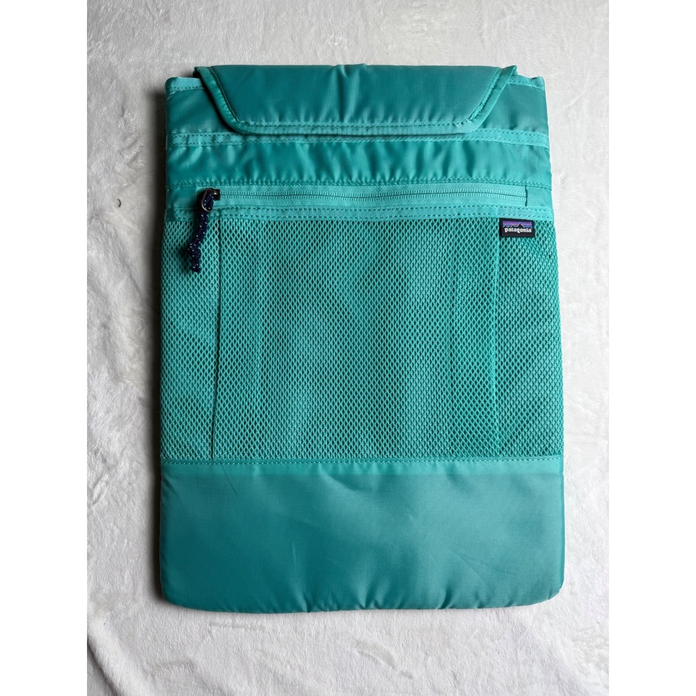 Patagonia Padded Laptop Sleeve Teal Green Mesh Pocket 14.5x10.5 Case